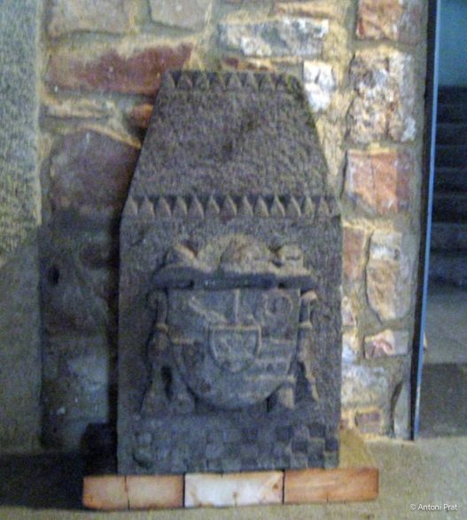 capitell
